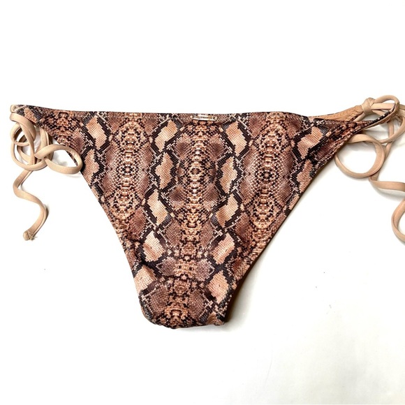 Cali Dreaming Bikini Bottoms Snake Print Size Small - Picture 3 of 7